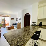דירה Mar