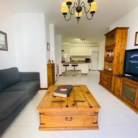 Mar Apartment *