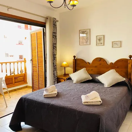 Mar Apartment *