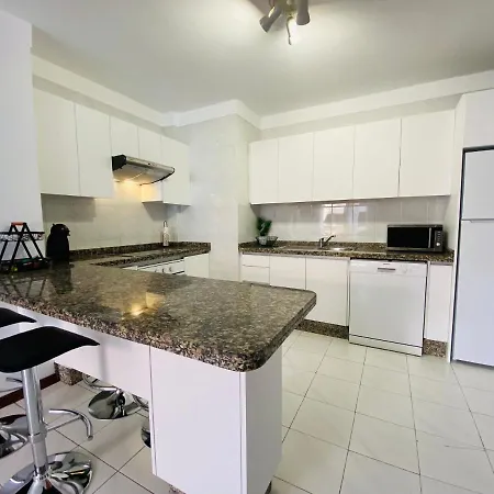 Mar Apartment *